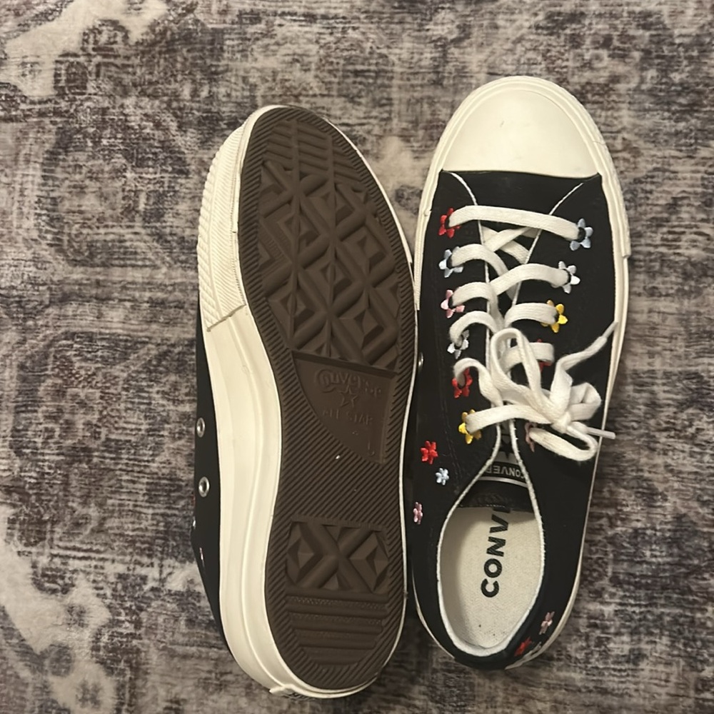 Converse sneakers - Picture 3 of 6